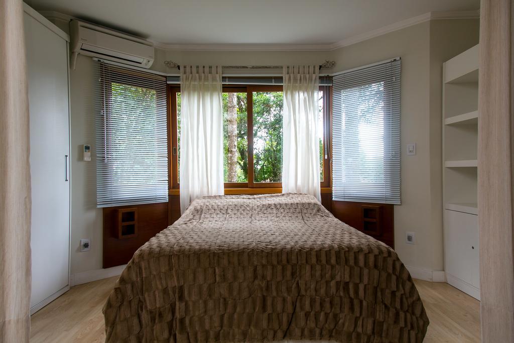 Lagos Da Montanha Gramado Room photo